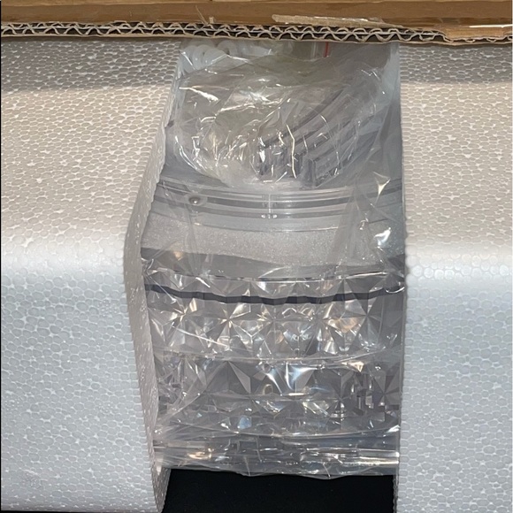 🆕 Cosmetic Storage Organizer - Picture 10 of 13